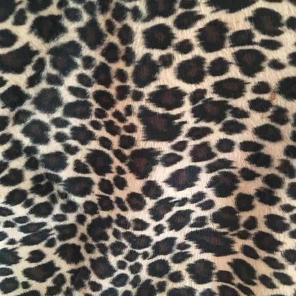 Miss Ashlee Cropped Faux Fur Animal Print Jacket - Picture 3 of 4